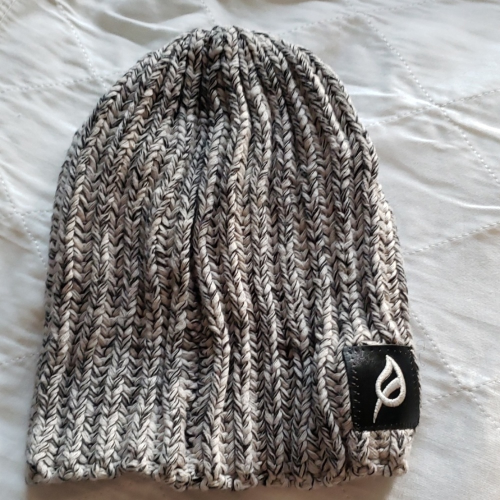 P'tula Aurora Knit Hat